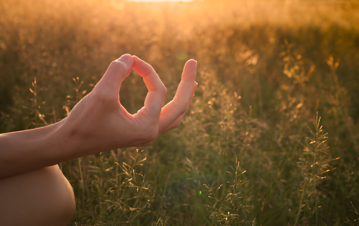 10 Powerful Yoga Mudras